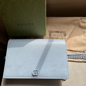 BRAND NEW NEVER USED baby blue Gucci satchel